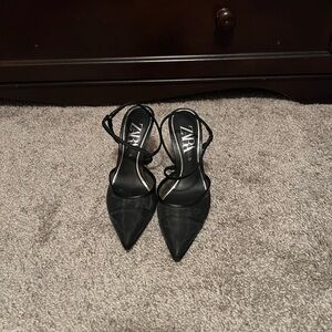 Zara pointy mesh black heel